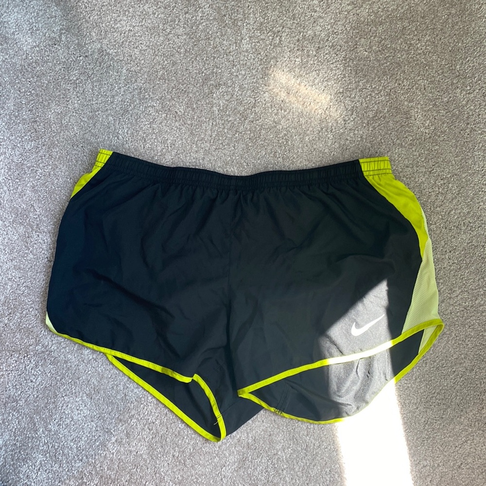 NIKE athletic shorts two color